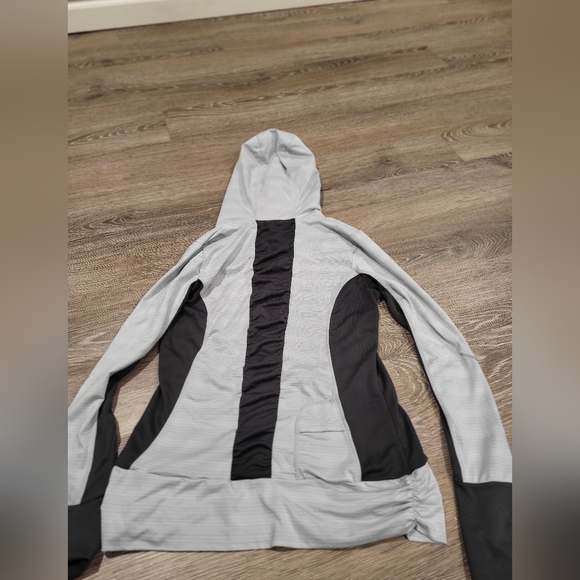 Gray Workout Hoodie - Picture 7 of 12